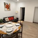 Apartament Ema *