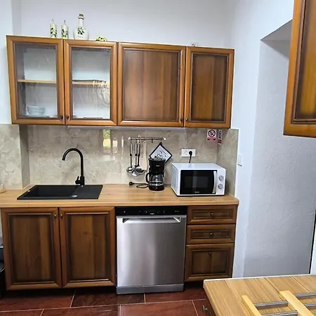 Ema Appartement Pula