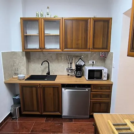 Ema Appartement Pula