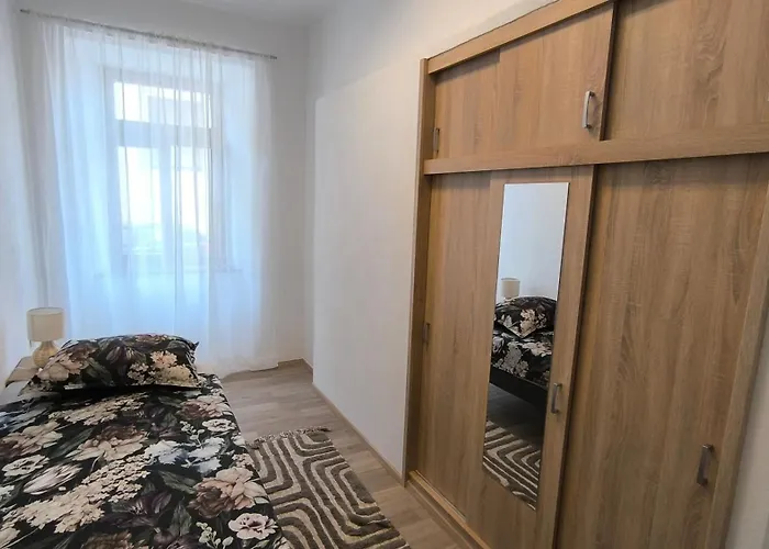 Ema Apartment